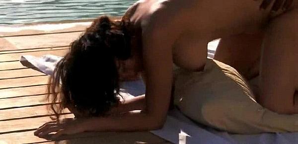  Exotic Couple Outdoor Lust